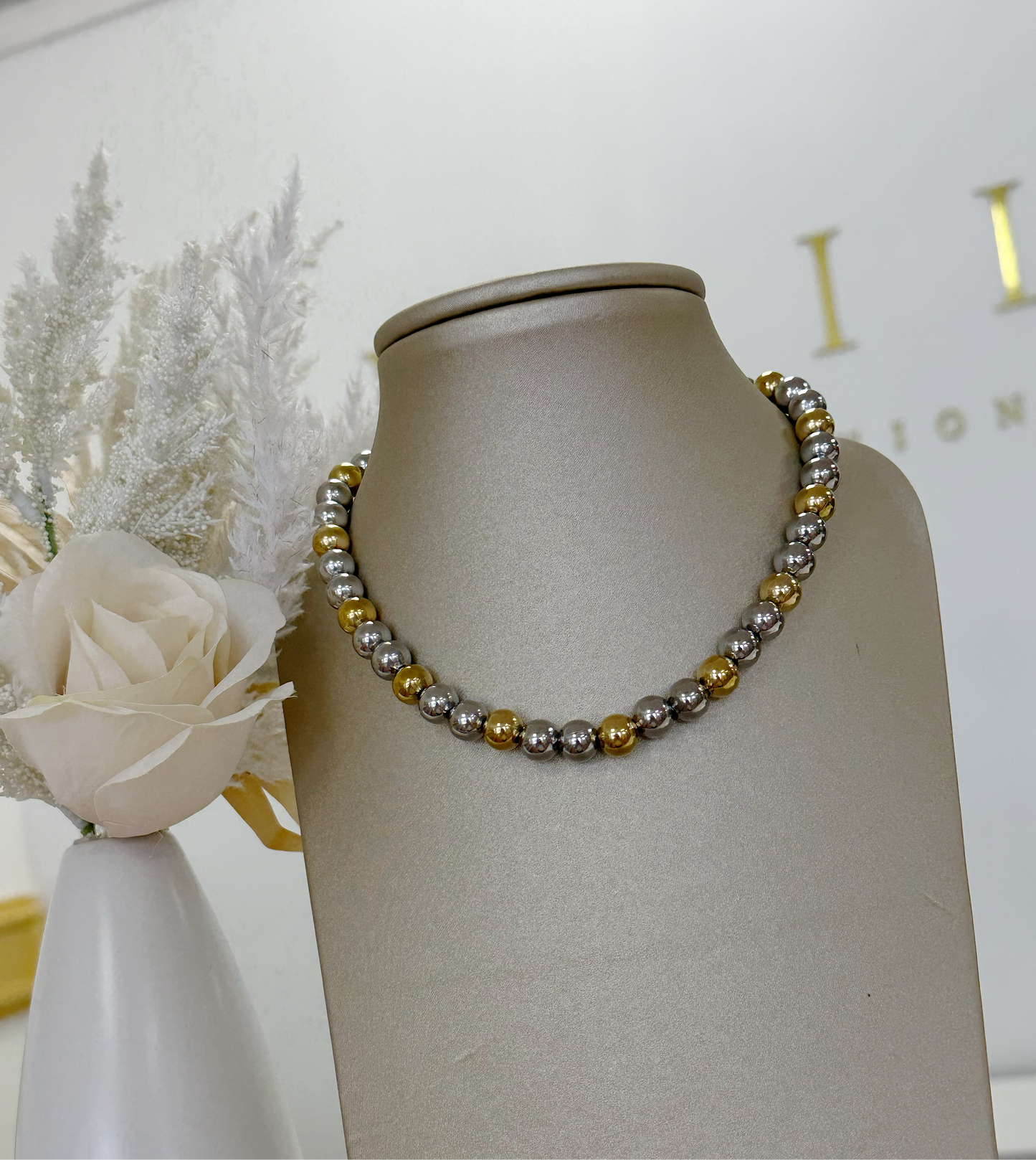 Two tone armina necklace