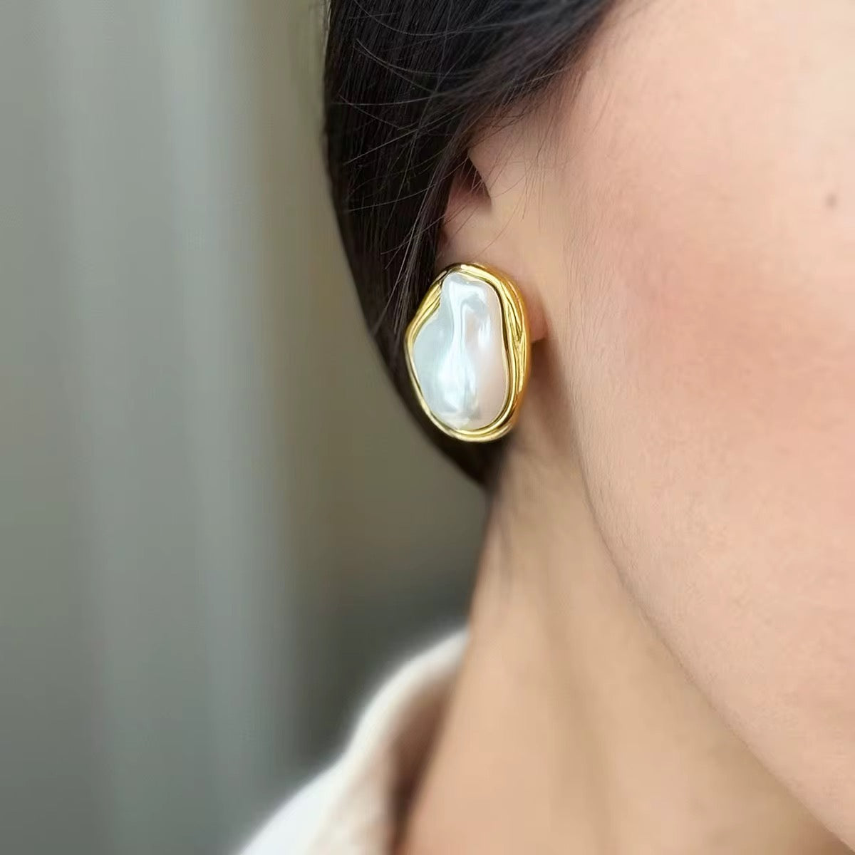 Vintage pearl earrings