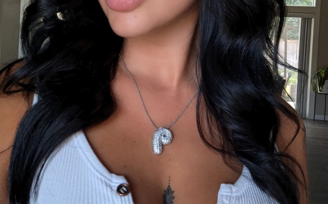 Hailey big letter SILVER
