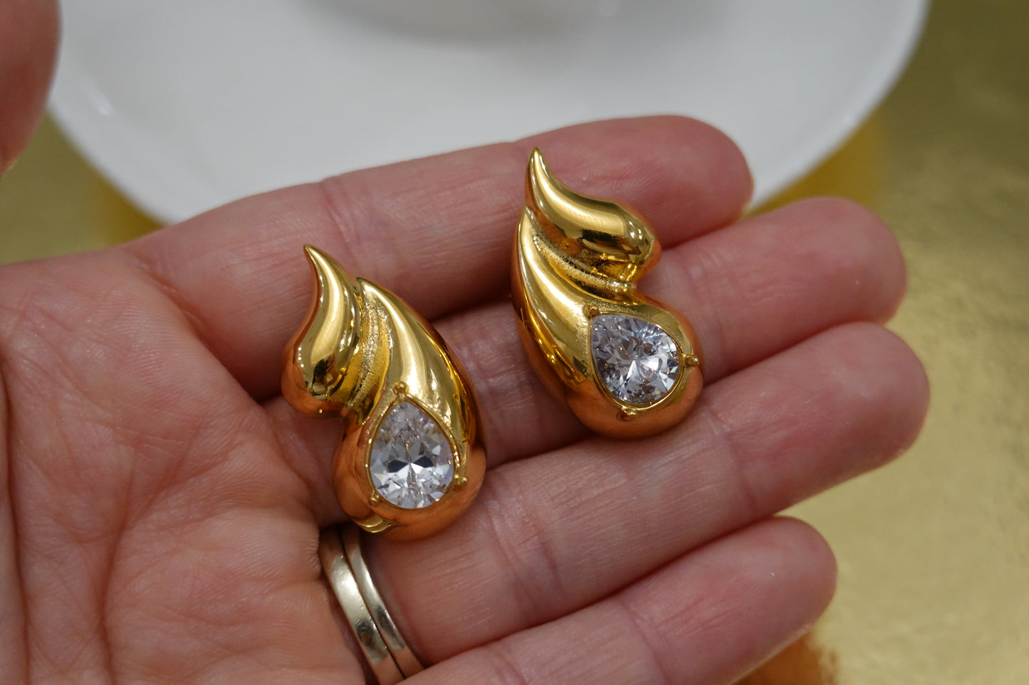 Tiana Earrings gold and silver