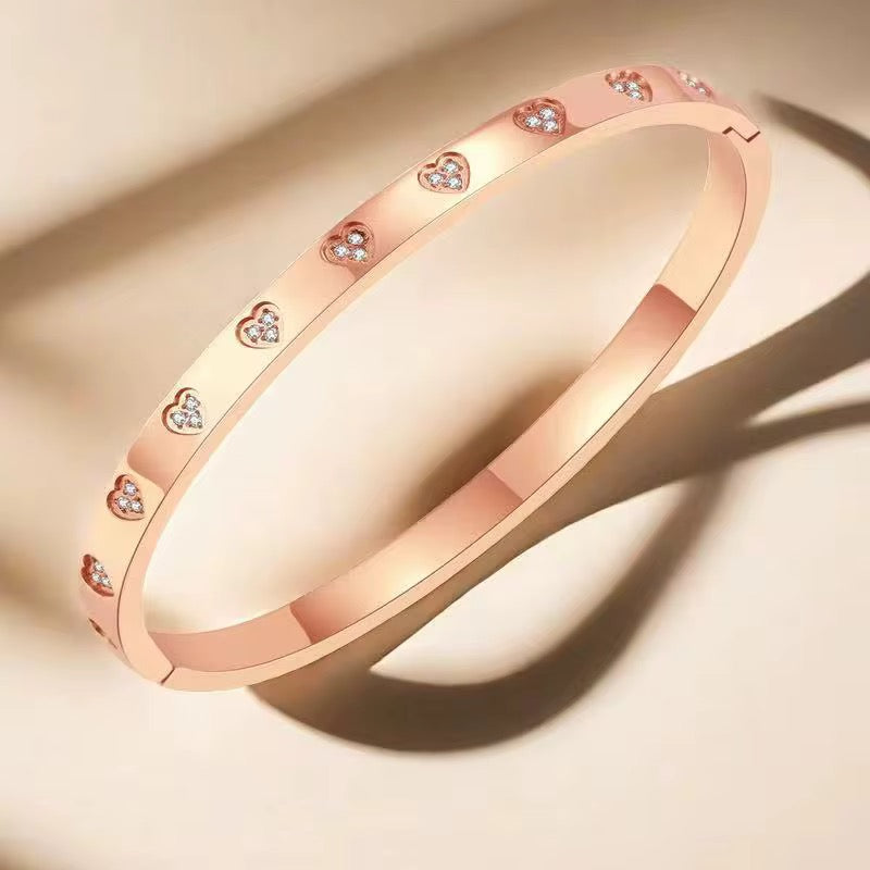 Zirconia hearts design bangles