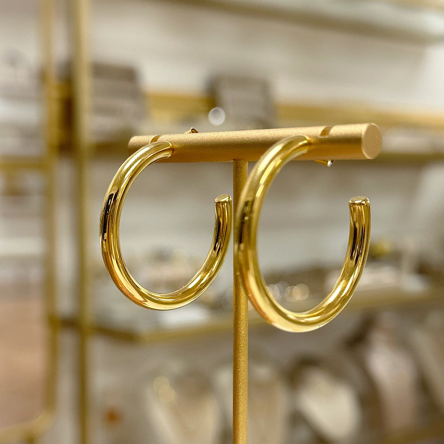 Medium sienna hoops