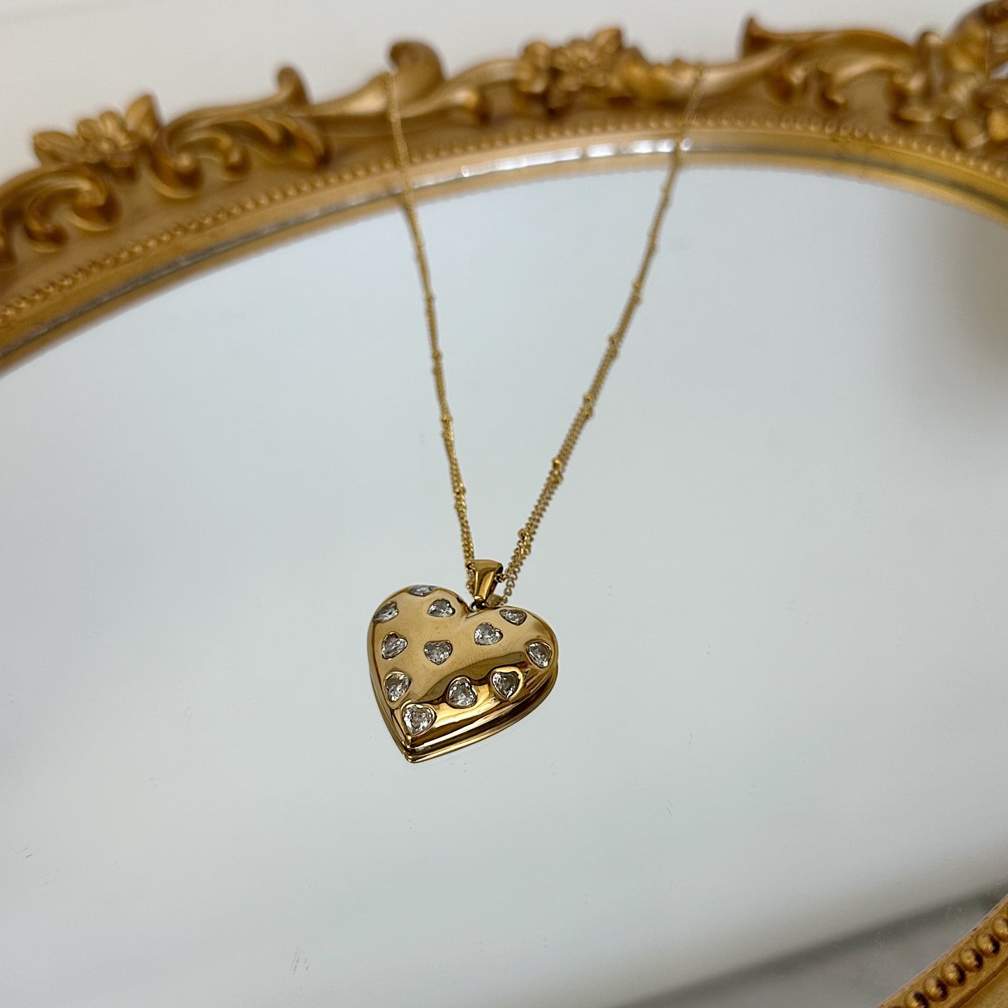 Nina Gold Zirconia necklace