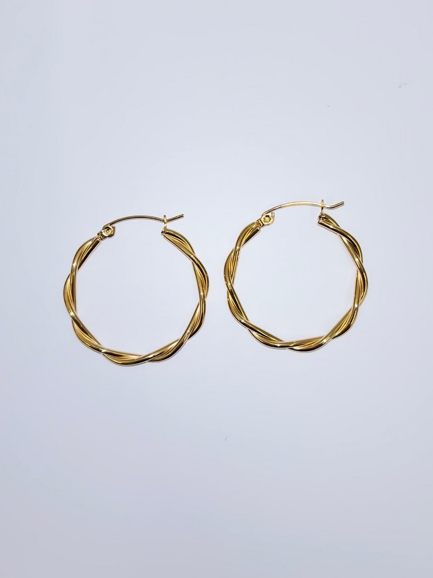 twisted huggy hoops