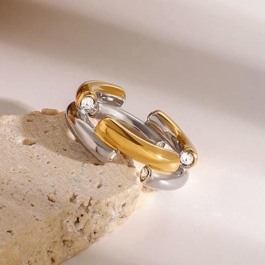 Vienna two tone ring