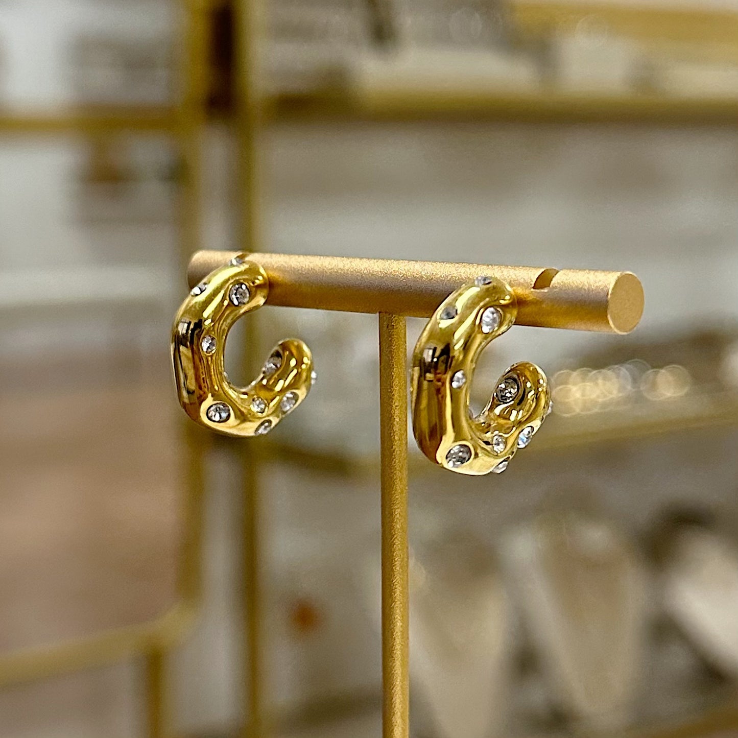 Destiny Pearl Earring