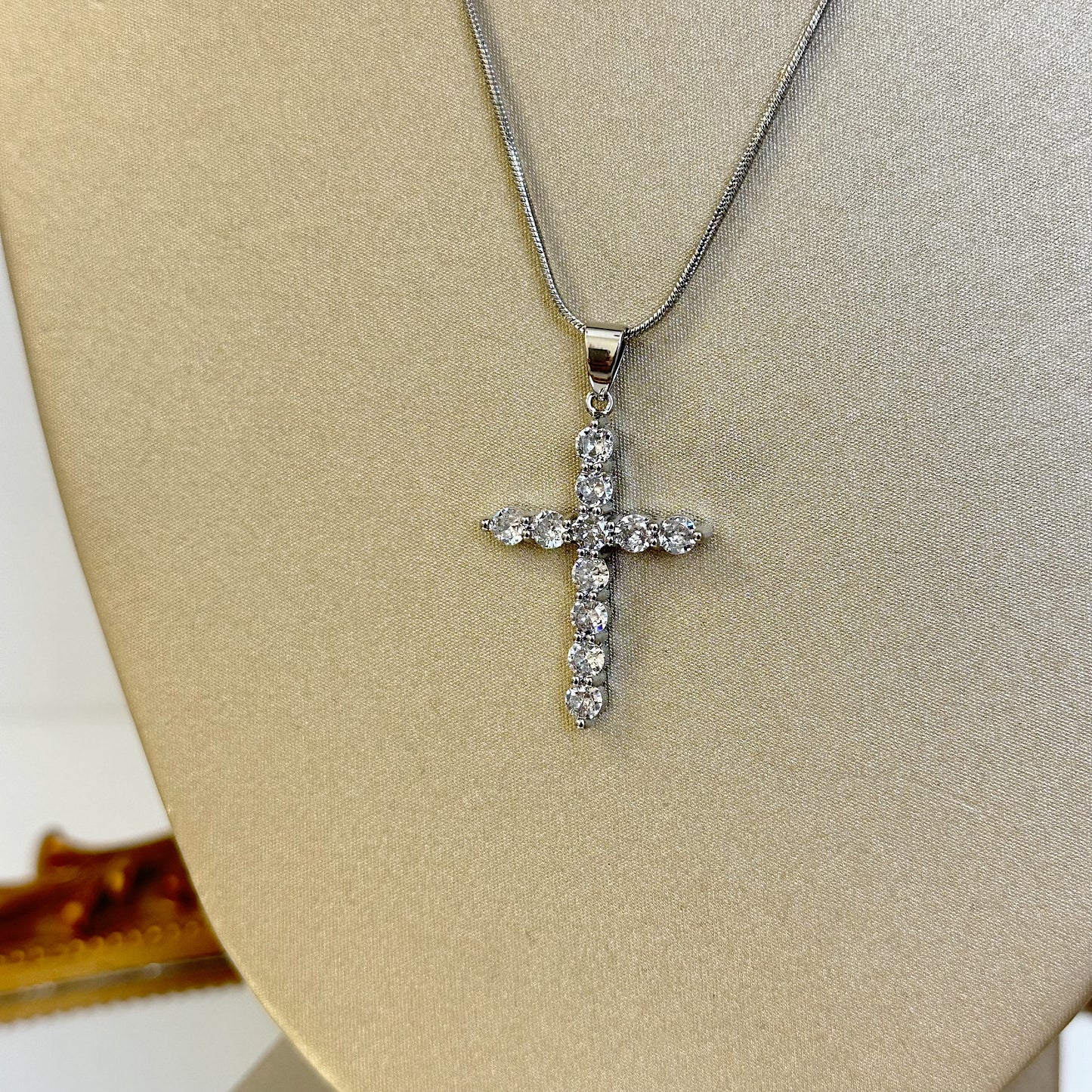Silver Cross zirconia necklace