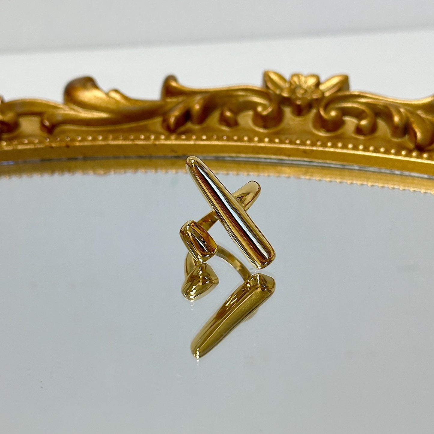 Isla gold statement ring