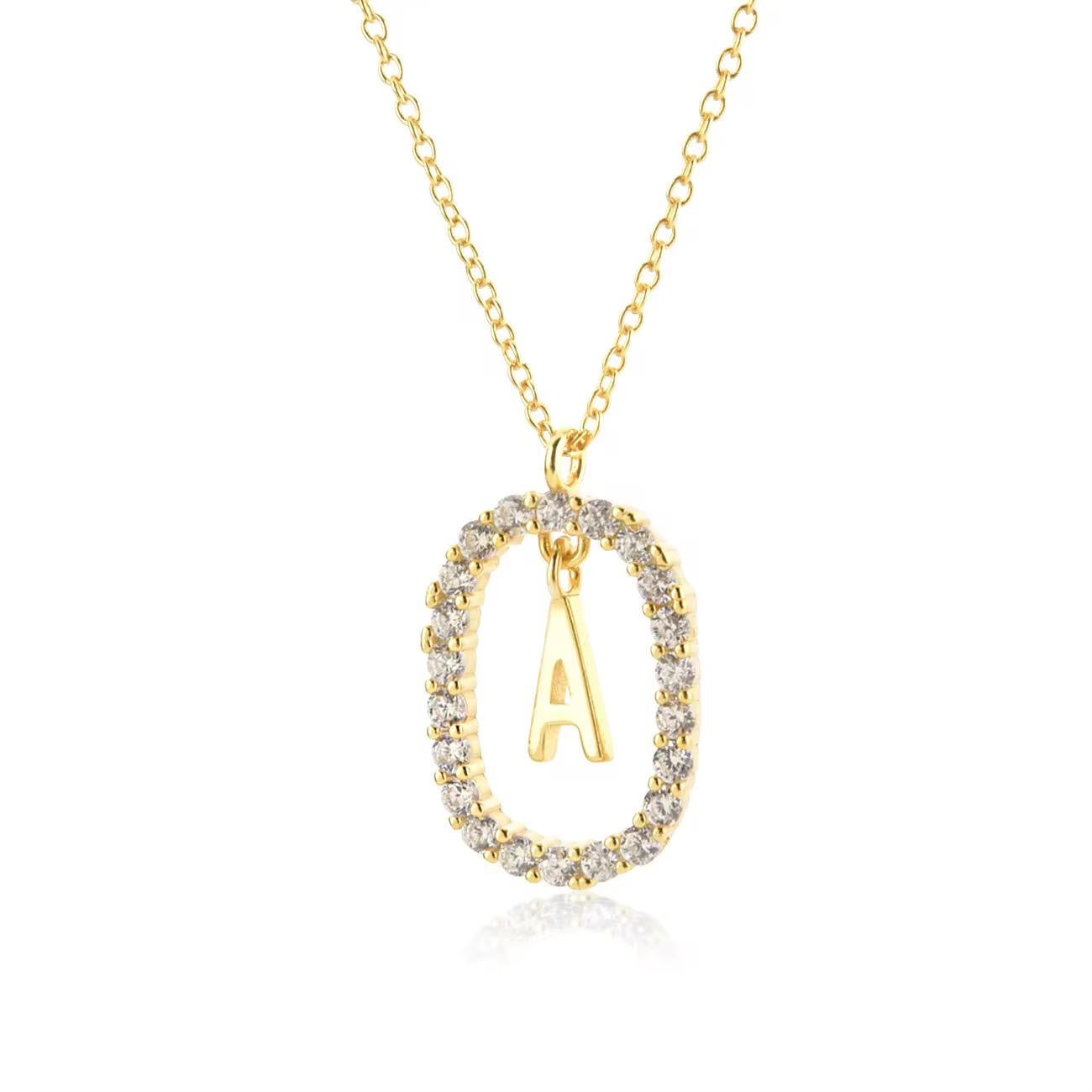 Sienna initial pendant necklace