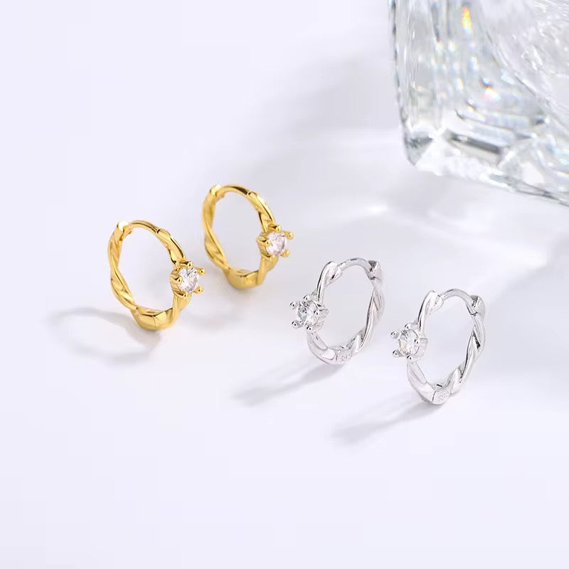 Everly hoops