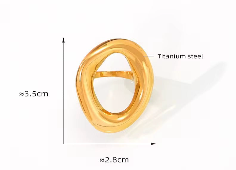 Oval large ring