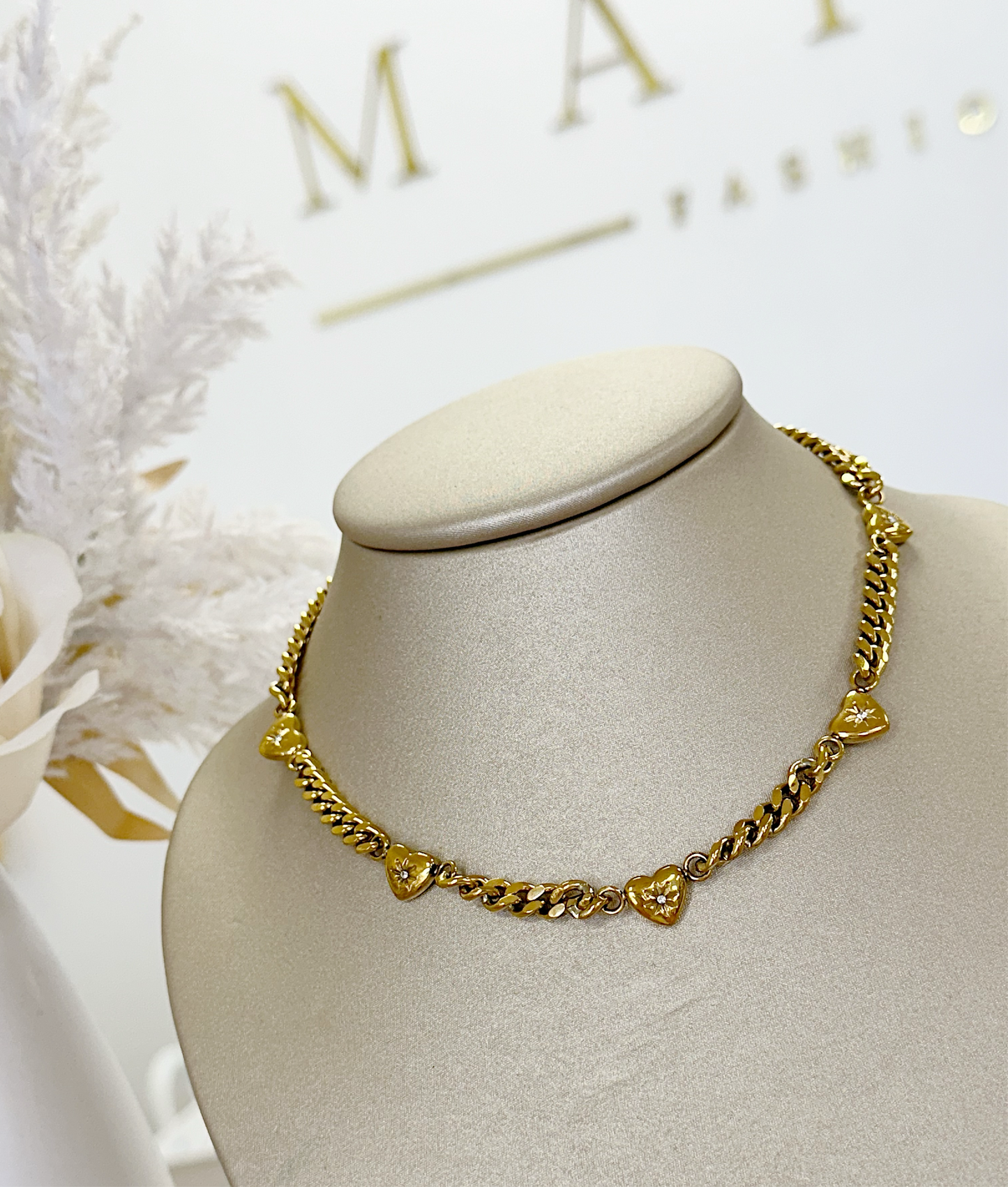 Jackie heart chain