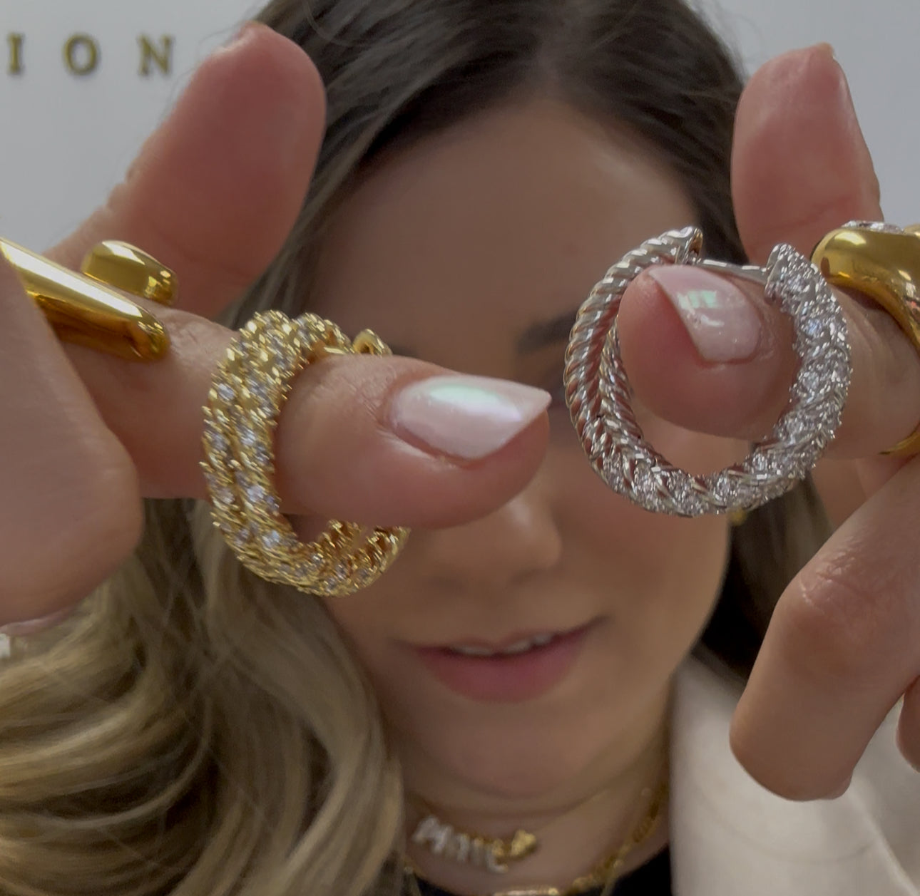 Maya hoops