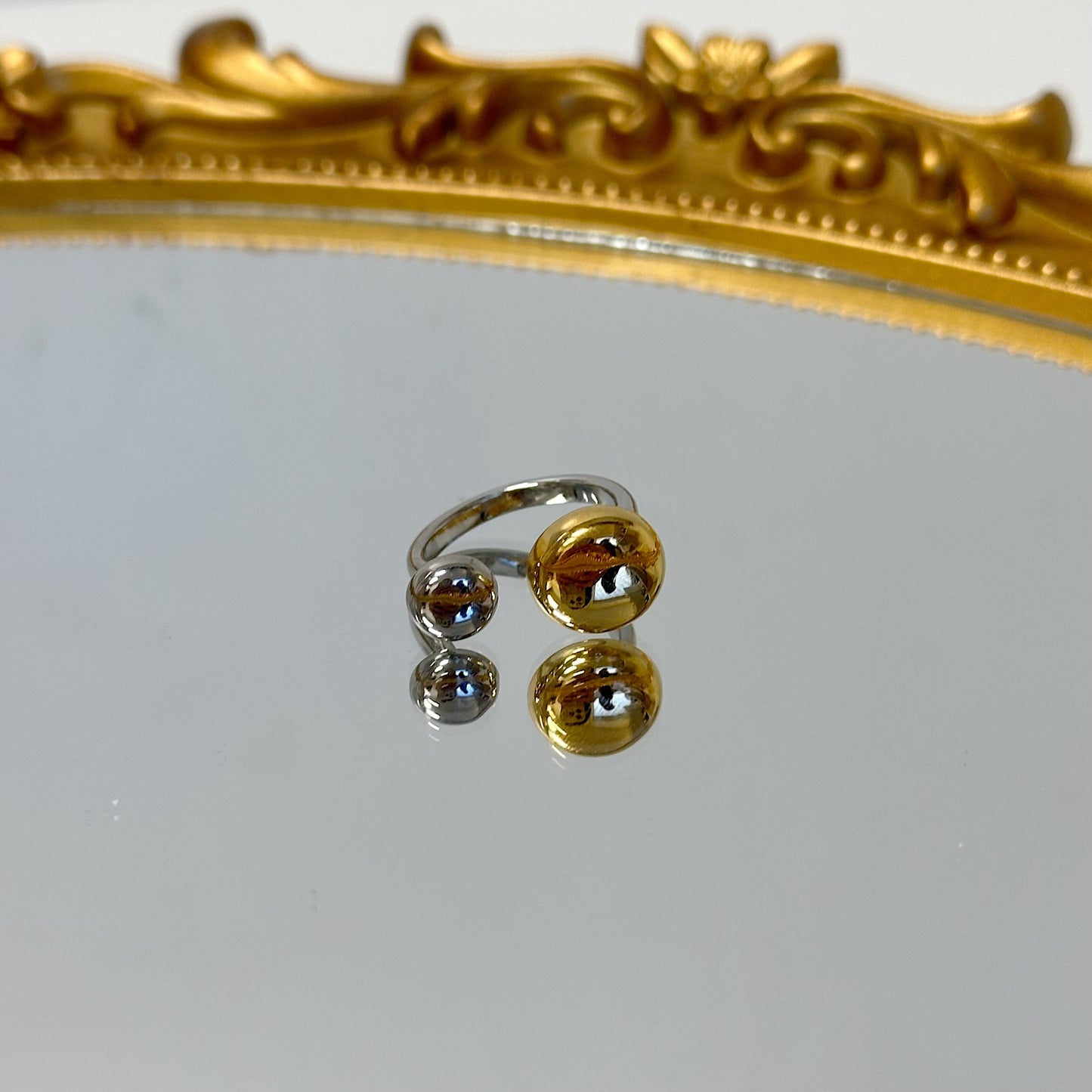 Alia two tone ring