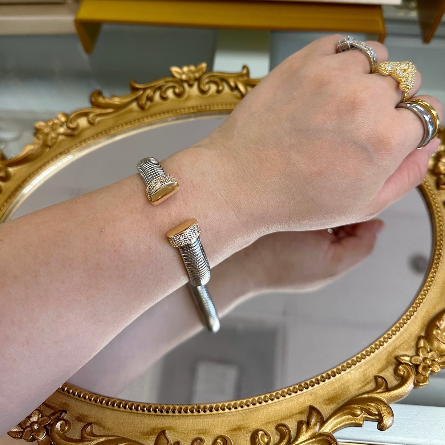 Daisy Bracelet Bangle