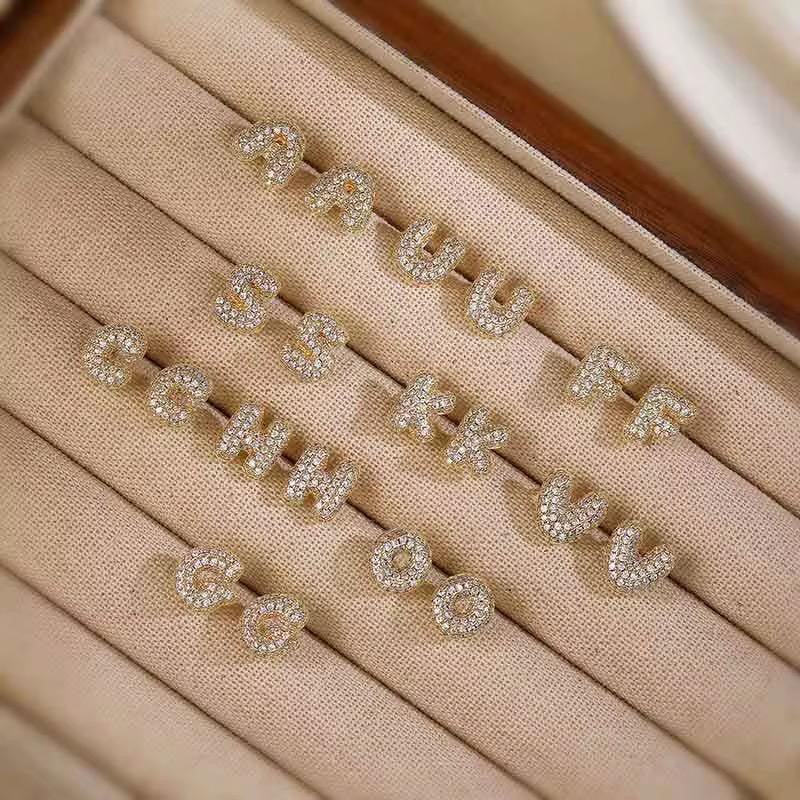 Inital glow studs