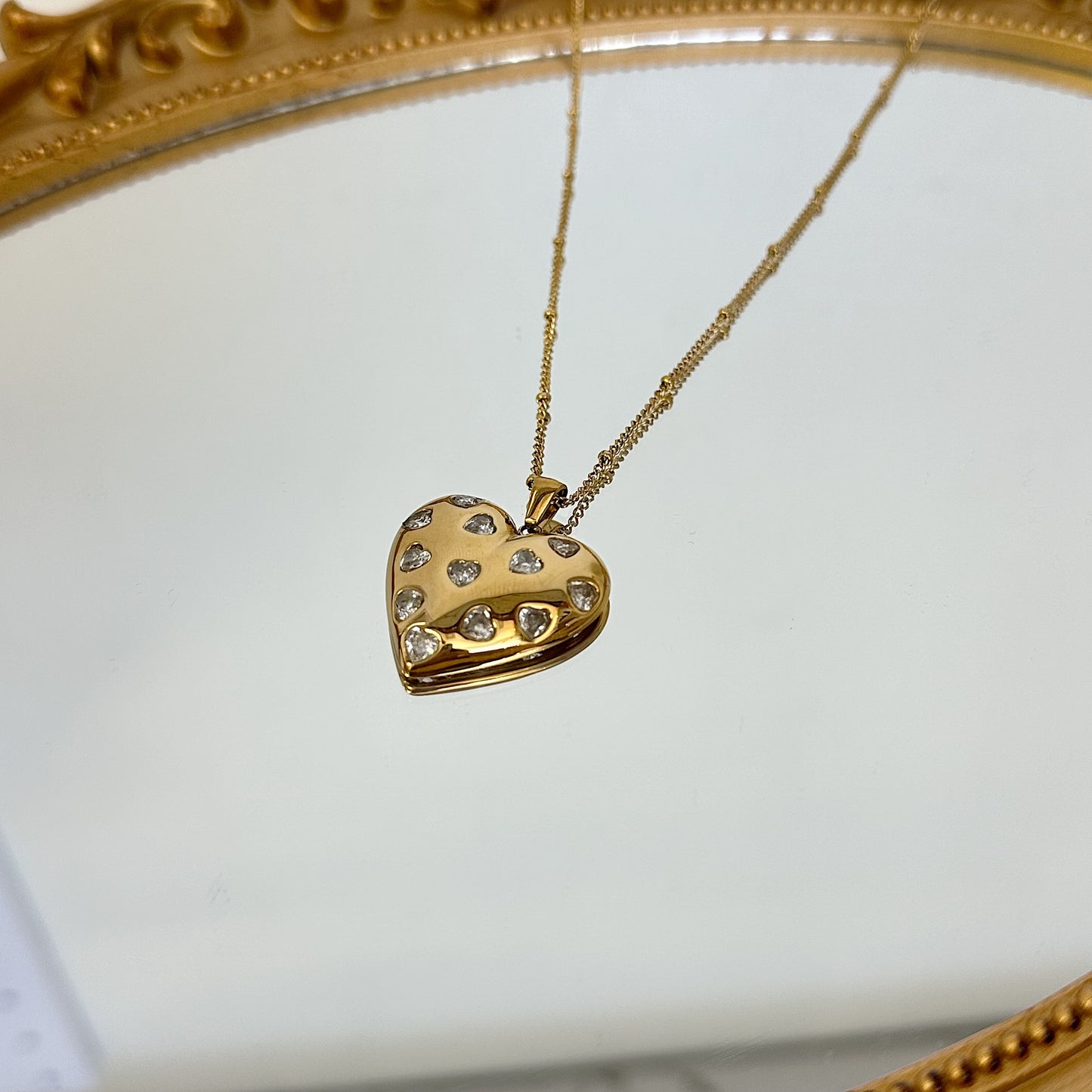 Nina Gold Zirconia necklace