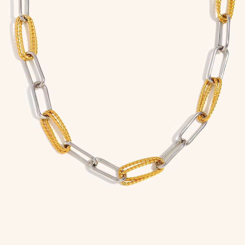 Leena chain Necklace