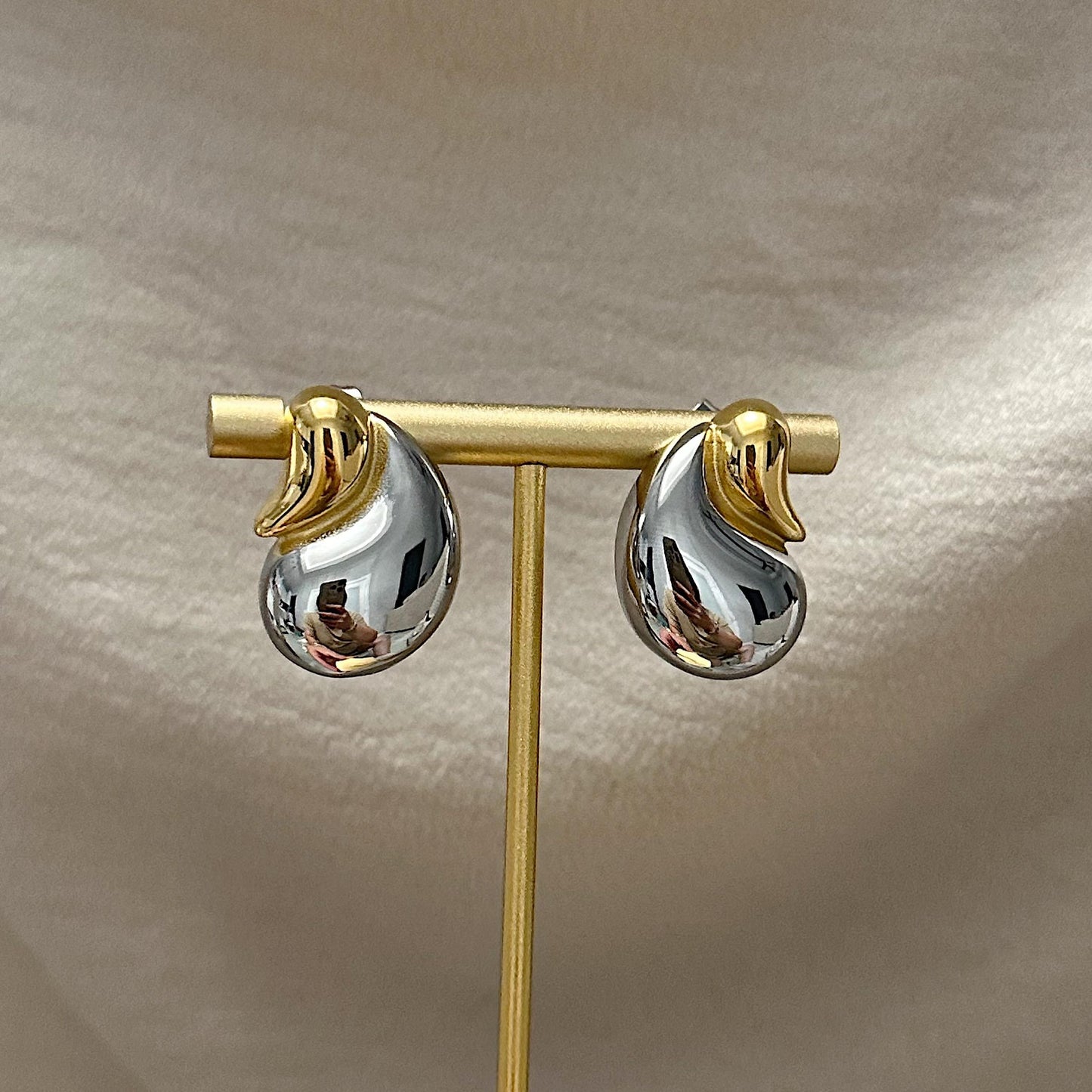 Drop Silver with gold