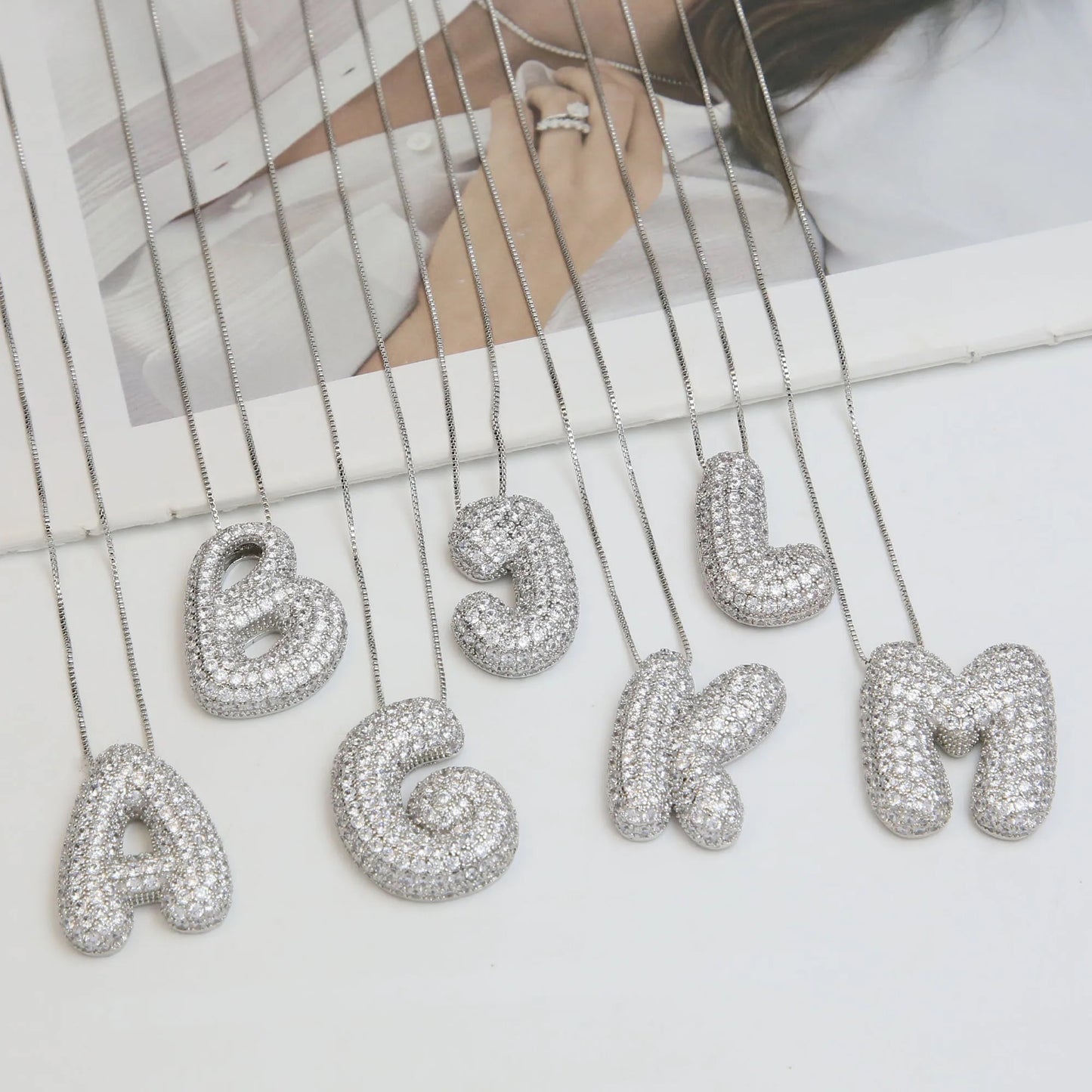 Hailey big letter SILVER