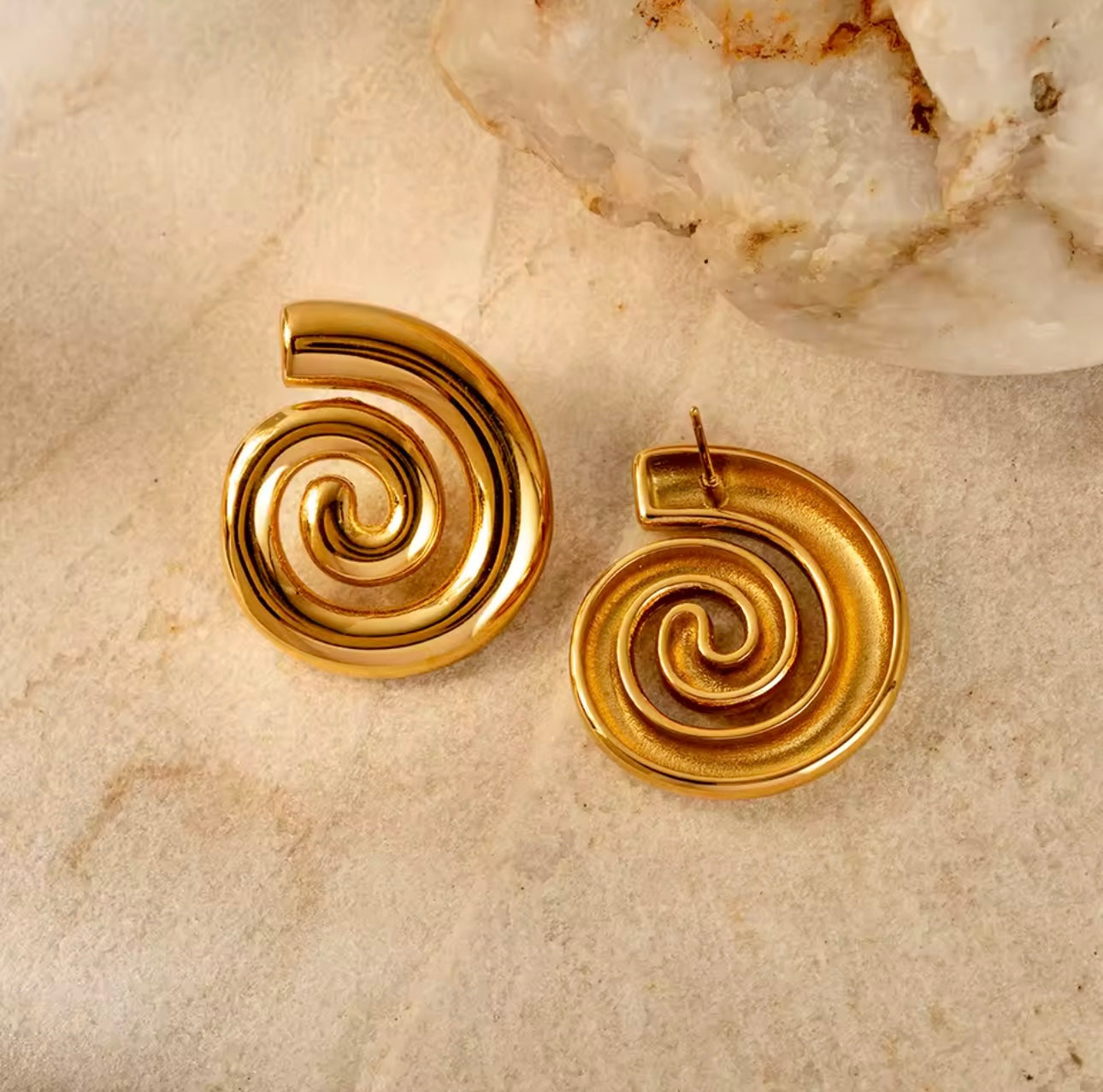 Aro Earring