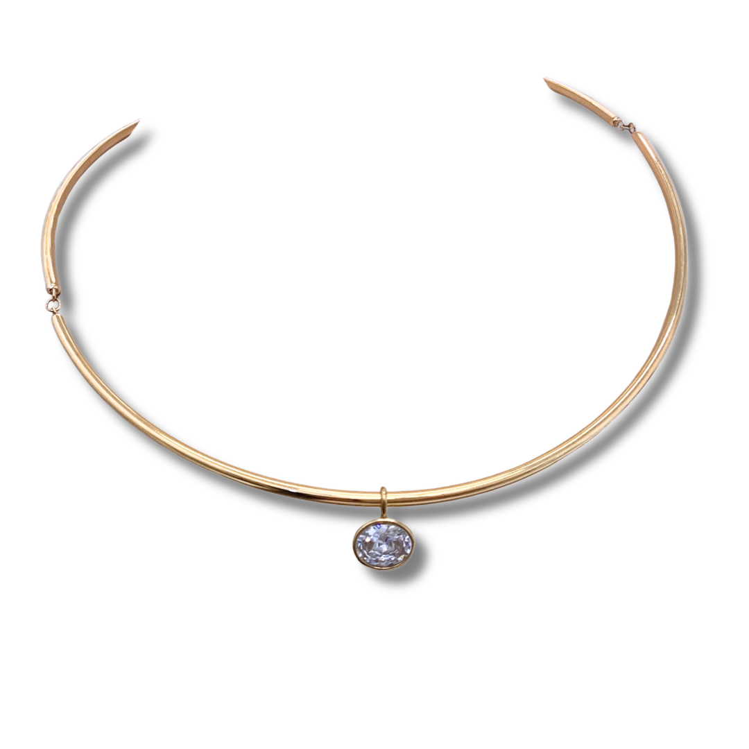 Timeless drop necklace