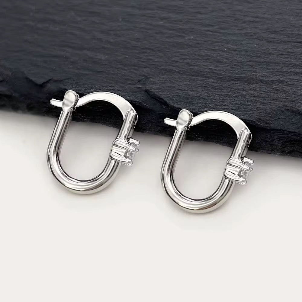 Huggie silver zirconia