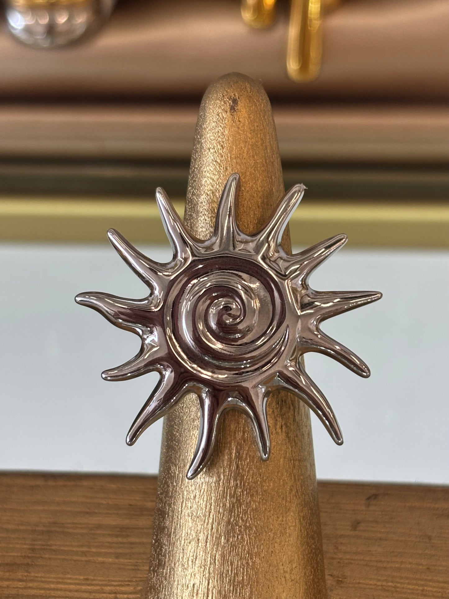 Sunny ring