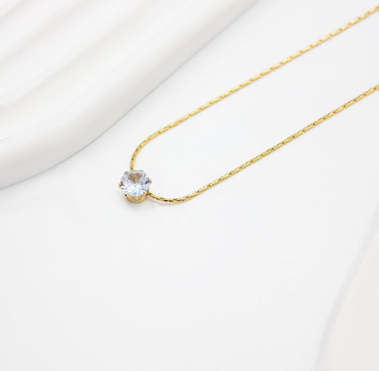 Dainty necklace