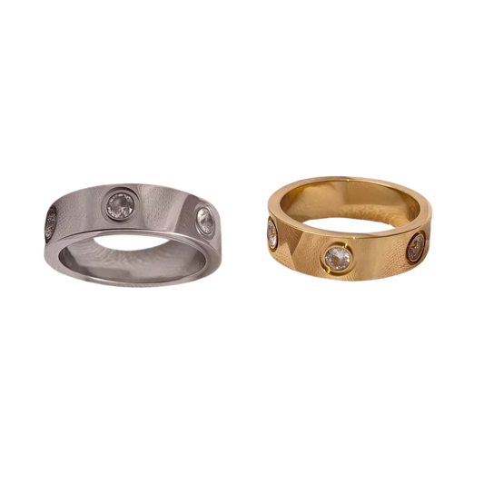 Cart dupe big ring with zirconias