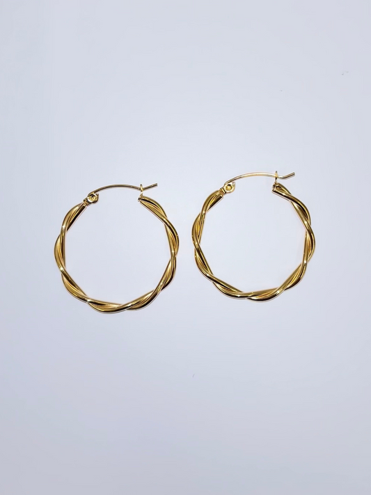 twisted huggy hoops