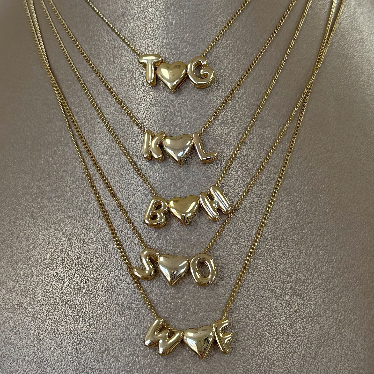 Bubble necklace 2 initials 1 heart Gold