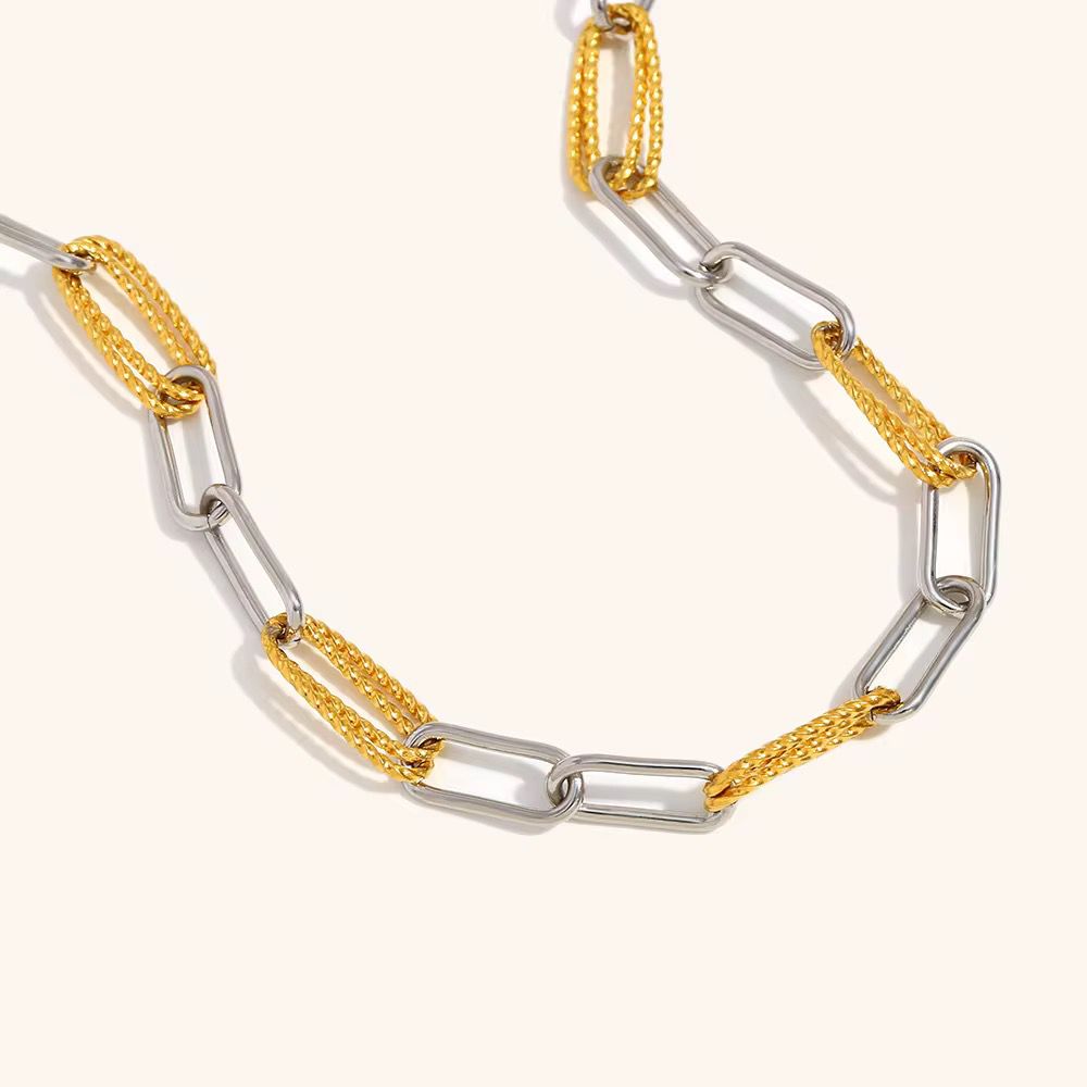 Leena chain Necklace