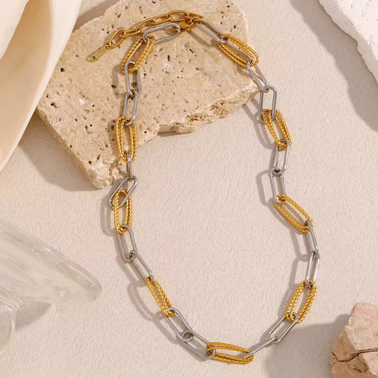 Leena chain Necklace
