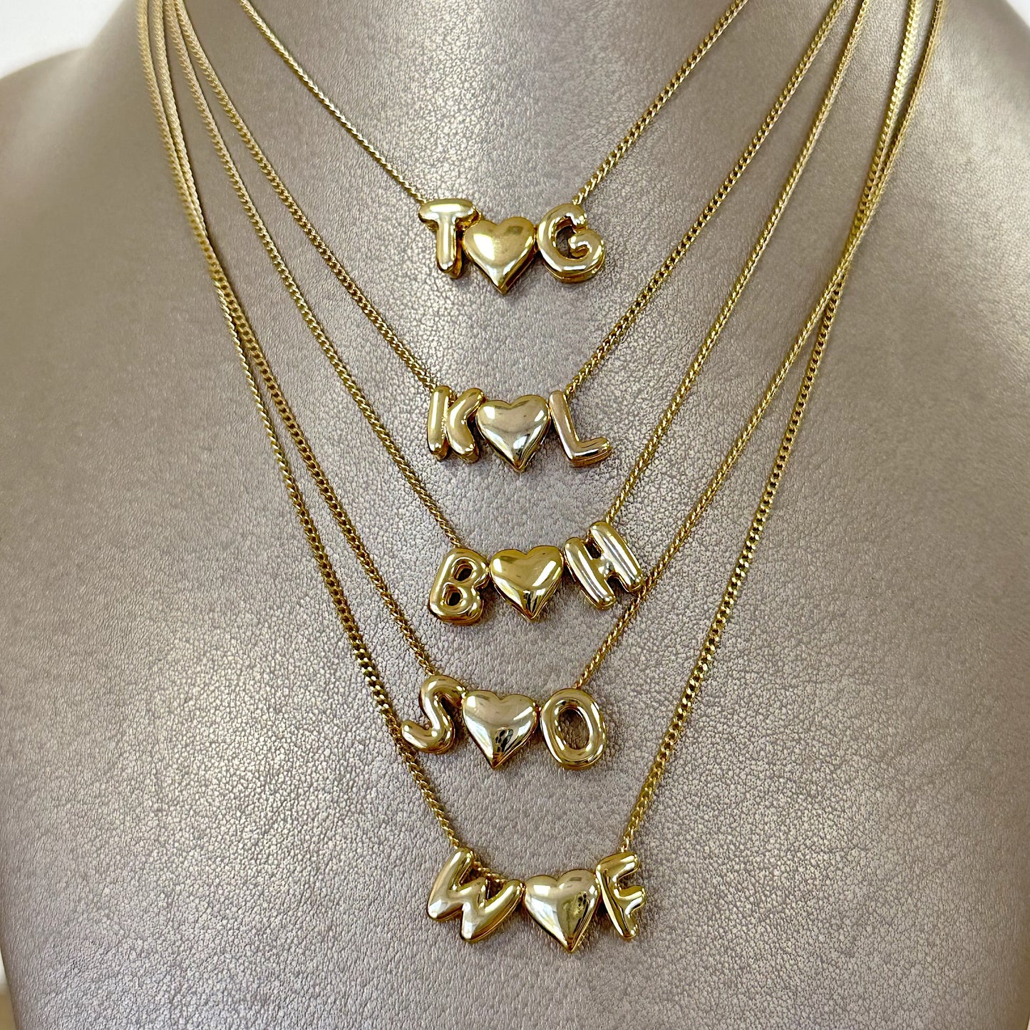 Bubble necklace 2 initials 1 heart Gold
