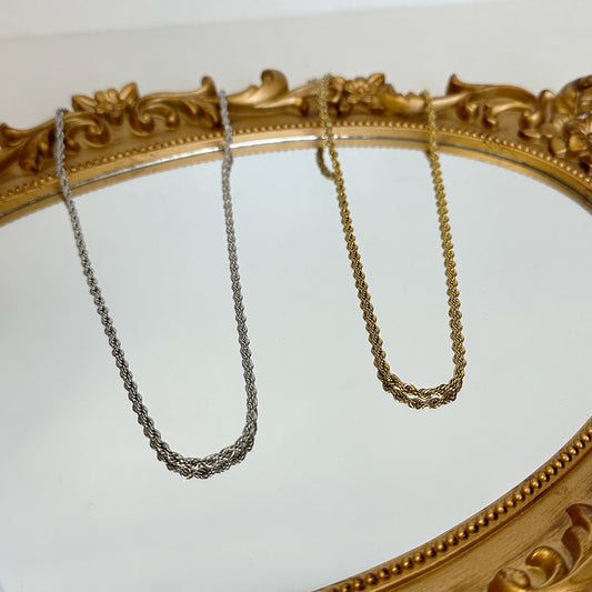 Dainty Braid necklace