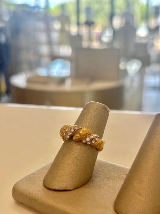 Gold croissant