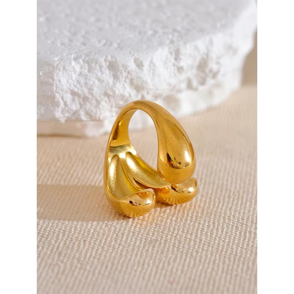 Athenas gold ring