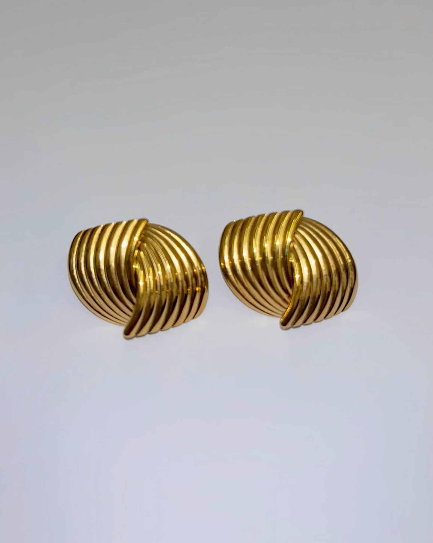 asymmetrical wave earring