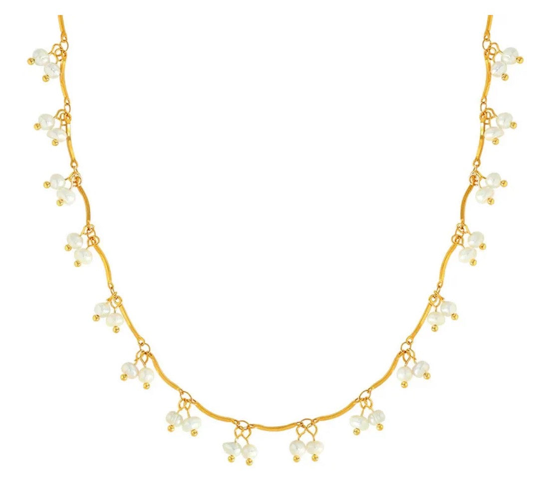 golden luxe necklace