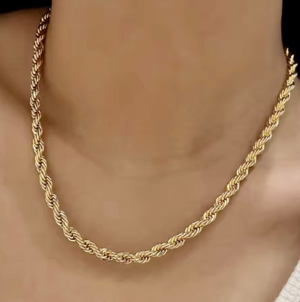 Mily Braid Necklace