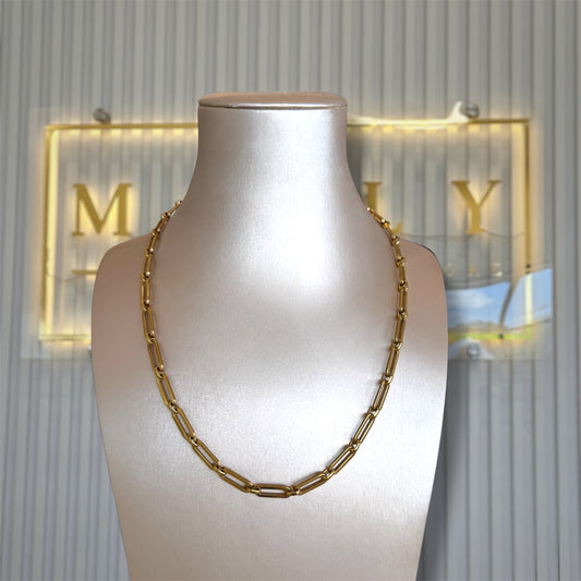 Liz Necklace