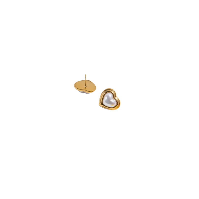 Classic heart earrings