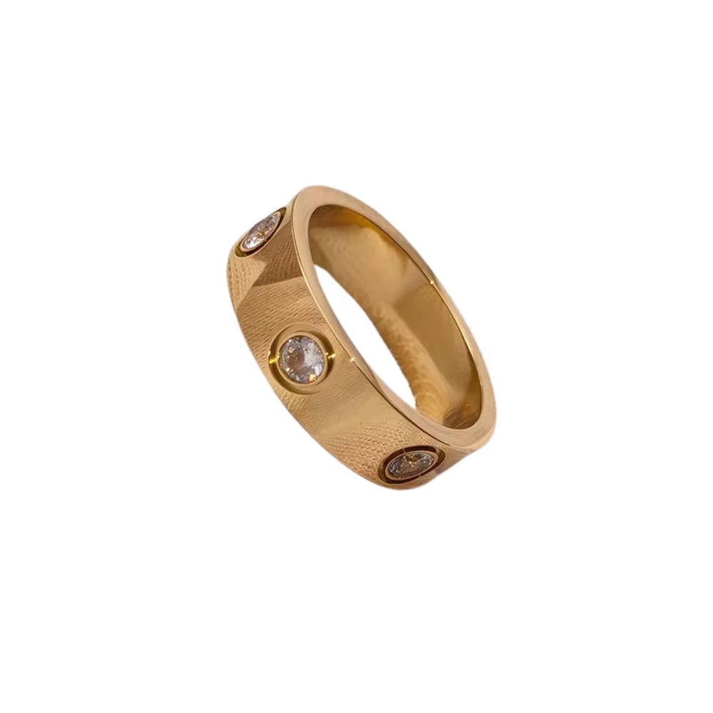 Cart dupe big ring with zirconias