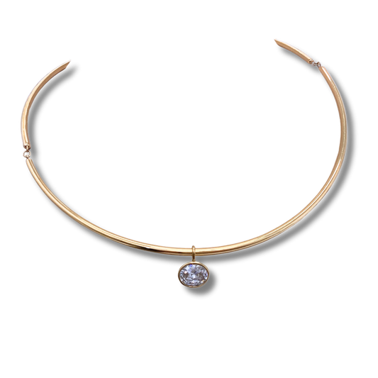 Timeless drop necklace